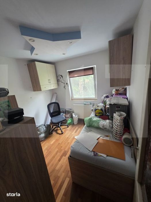 Apartament luminos cu 2 camere, etaj intermediar