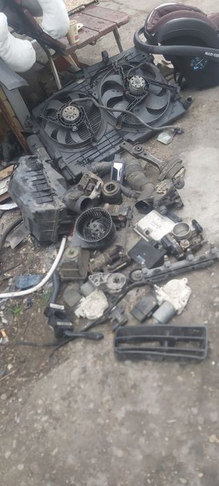 Части за голф4 имам бензин и дизел