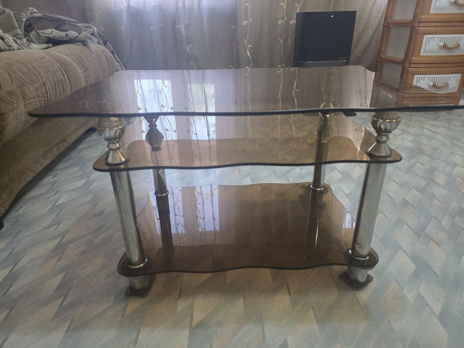 Журнальный столик Б/У