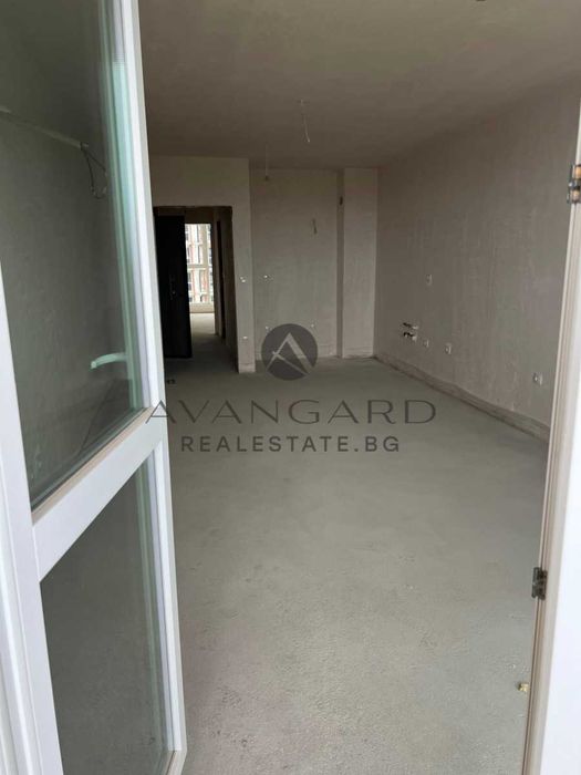 Продава се Двустаен апартамент в Пловдив, Кючук Париж - 74 кв.м за 1419 €/кв.м - Снимка #2