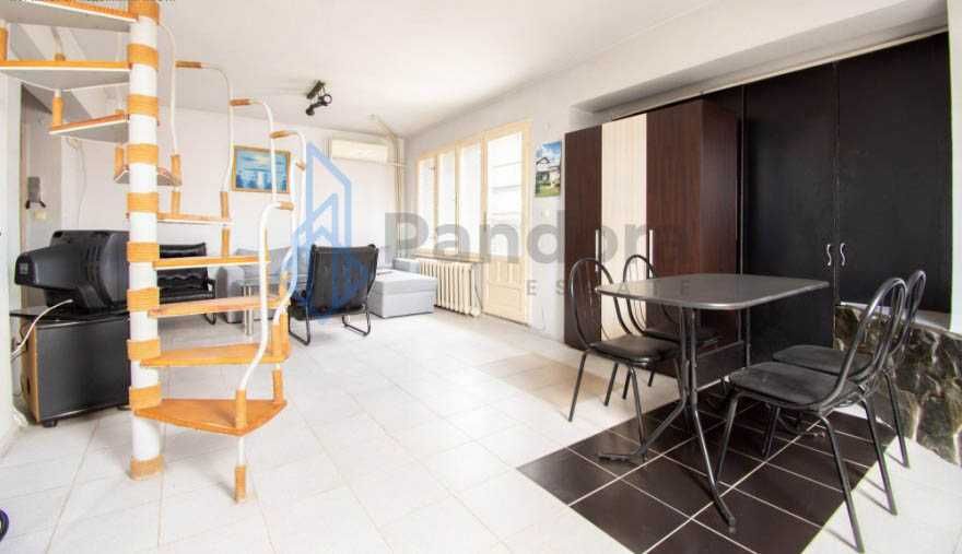 Тристаен апартамент тип мезонет под наем в кв. Витоша