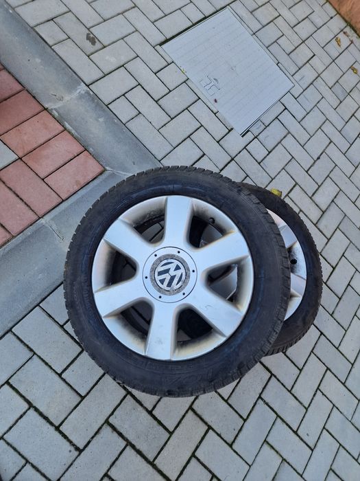 Vând jante Volkswagen R16