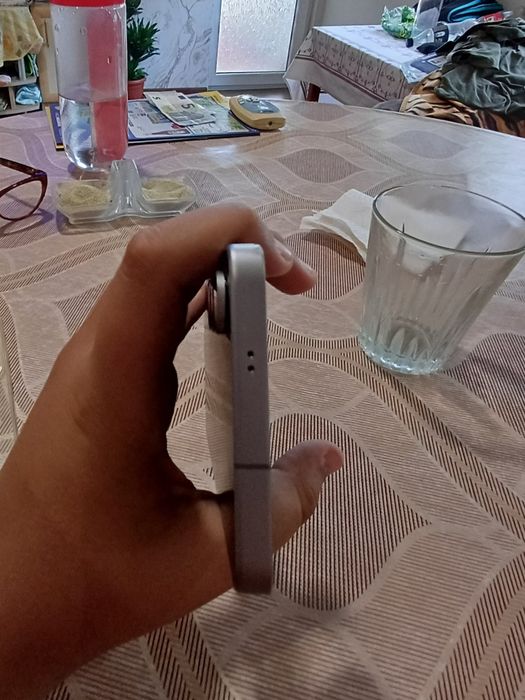 Продава се! SAMSUNG S25 FE