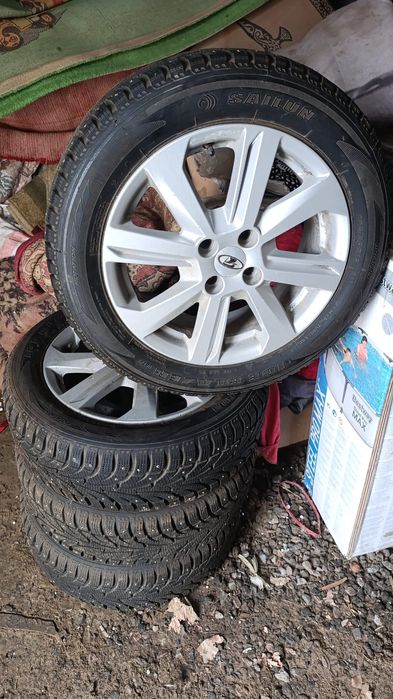 Lada vesta титанка новый с резиной