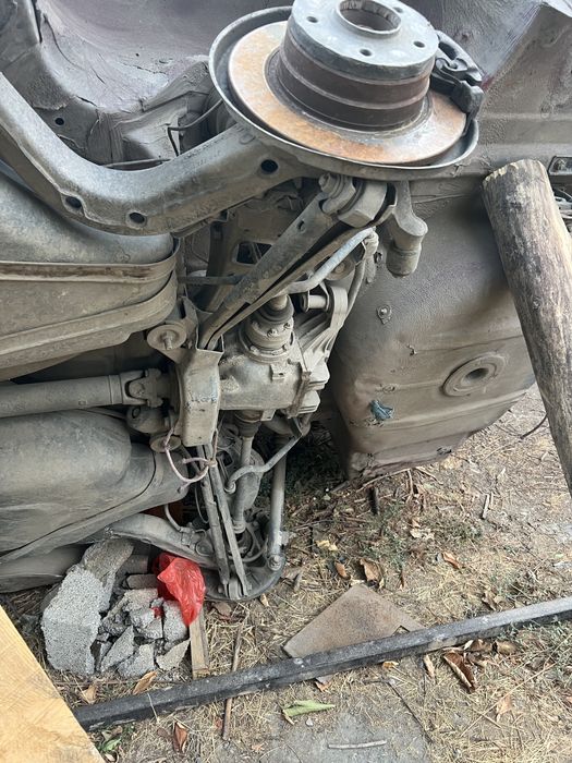 Продам запчасть бмв е34 е36