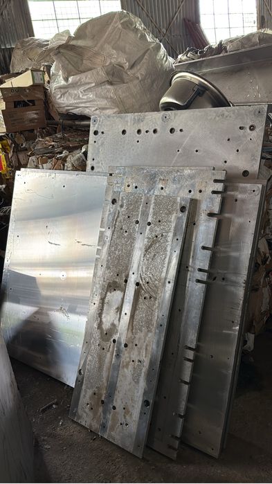 Vând Tabla de Aluminiu diferite dimensiuni