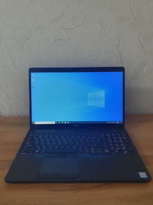 Dell 5500 i5-8365u 8/128gb