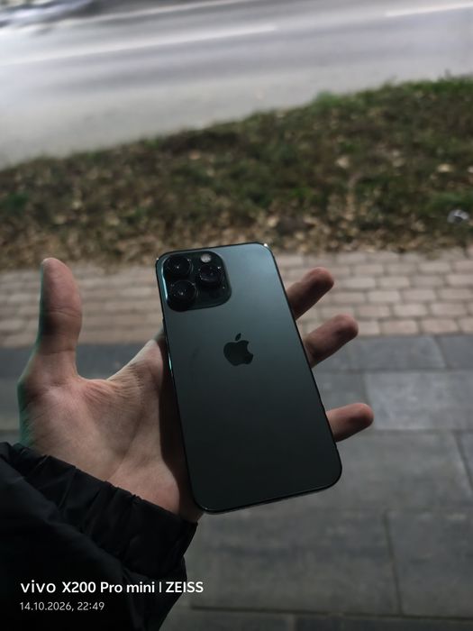 Продам iphone 13 pro в хорошем состоянии