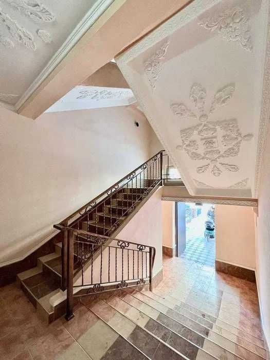 Мирабад центр города ул Ойбек 5 ком 182м2 Евро ремонт;