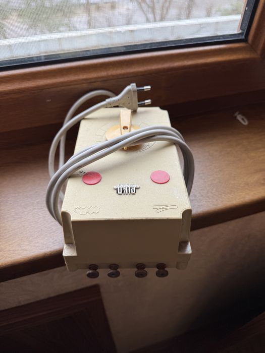 Продам блок питания Piko от железной дороги