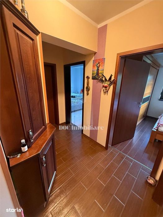 3 camere Piata Sudului - Oltenitei | Centrala | Parcare | 2 Bai | Boxa