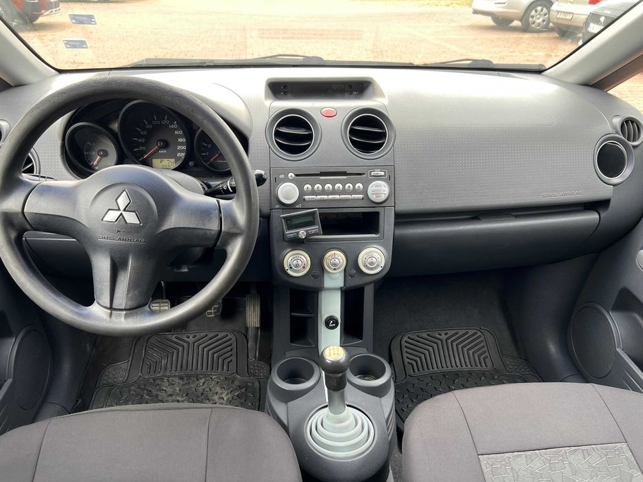 MITSUBISHI COLT климатик,4врати