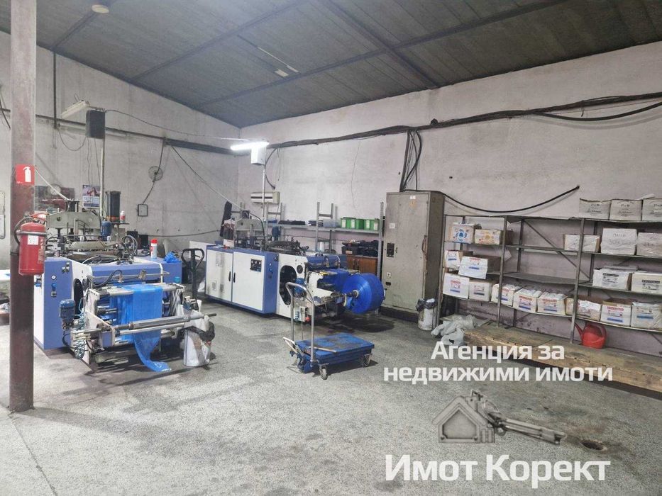 Продава се Склад в Асеновград - 3040 кв.м за 142 €/кв.м - Снимка #2