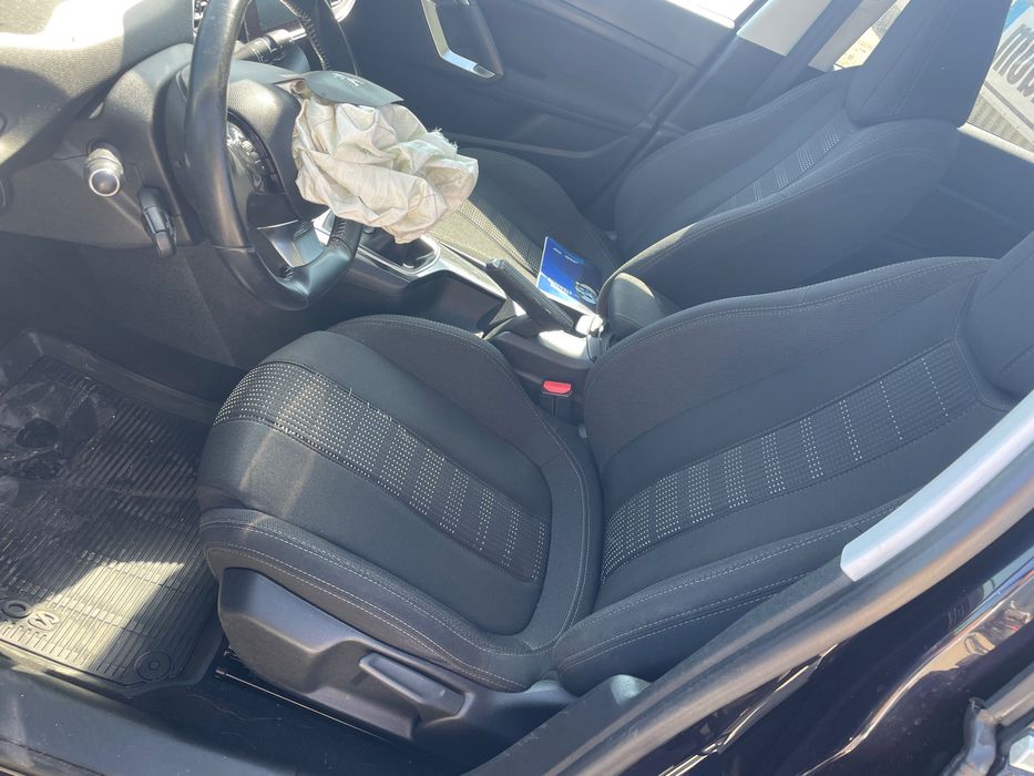 Peugeot 308 SW комби (T9), 1.6 BlueHDi, двигател BHZ (DV6FC)