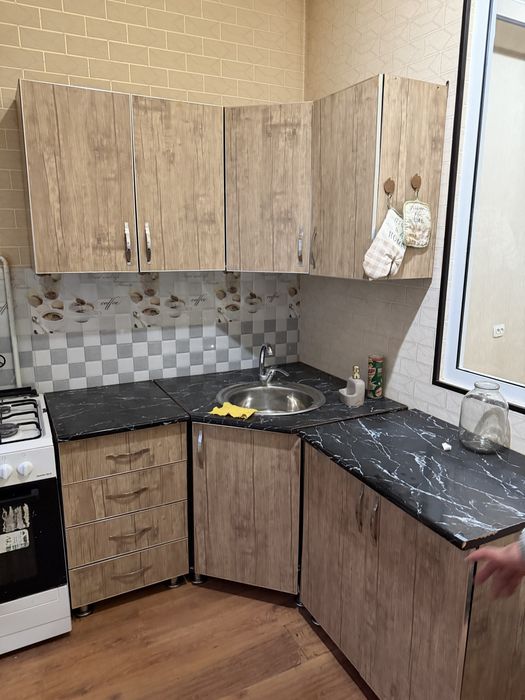 газ ва мебель сотилади