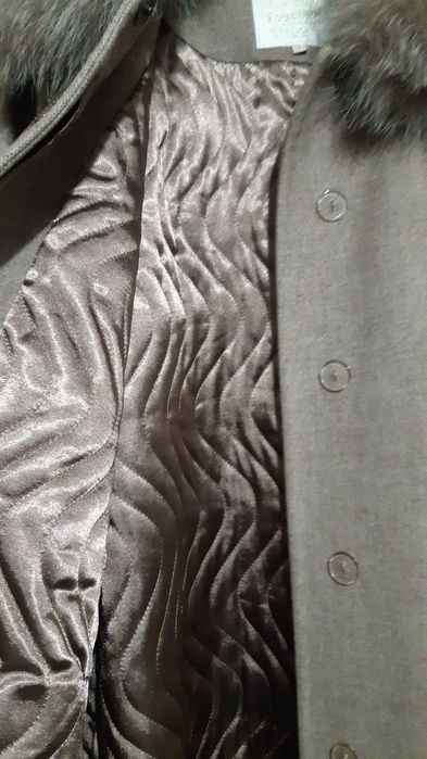 Женское демисезоное пальто