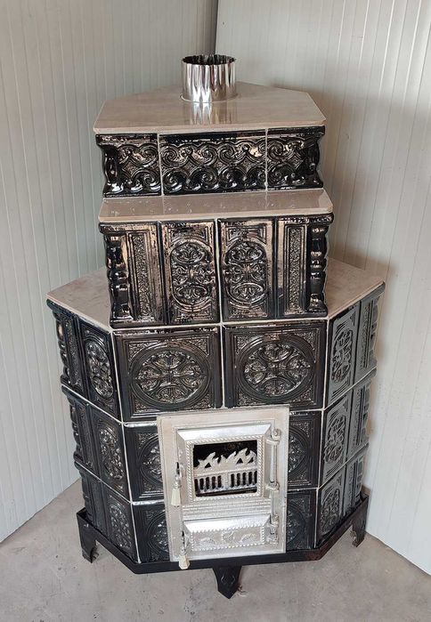 Soba de teracota albastra montaj pe colt cu geam de sticla