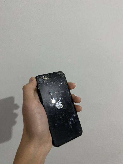 iPhone SE 2020 64 gb