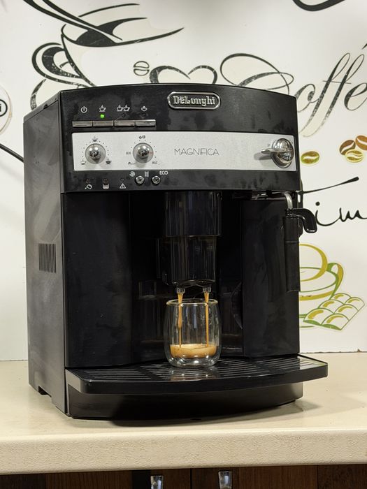 Кафемашина кафе автомат delonghi magnifica с гаранция