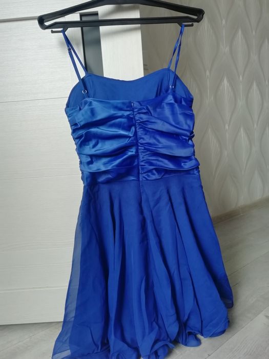 Продам платье синего цвета