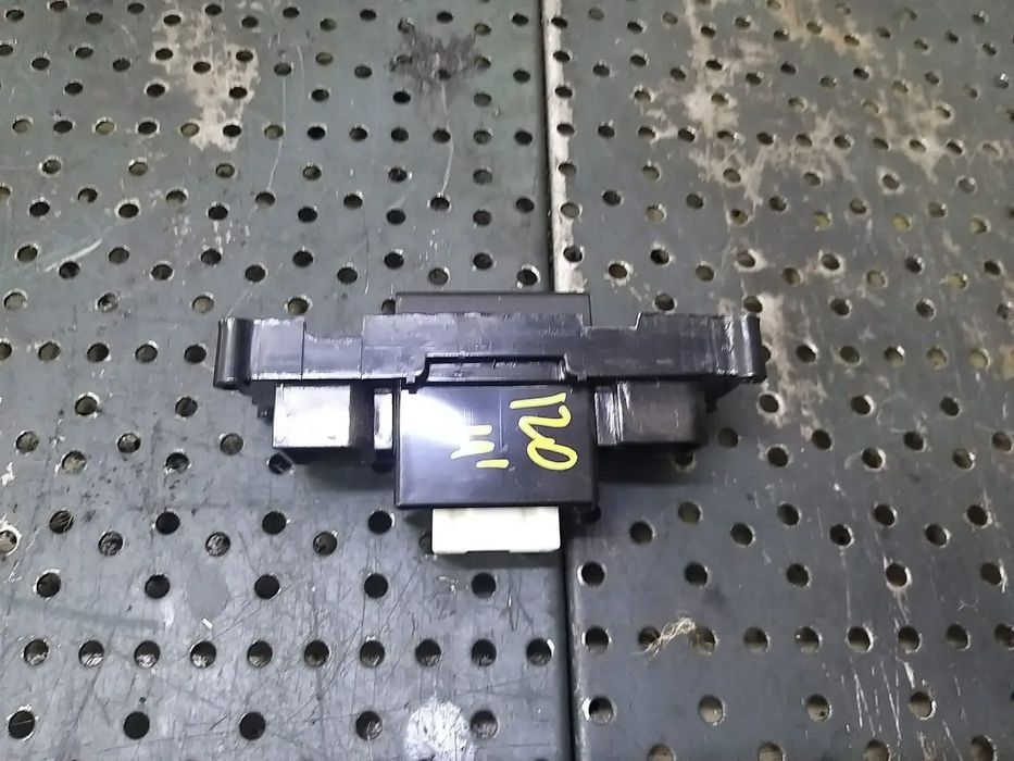 Port usb aux hyundai i20 98120-1j000