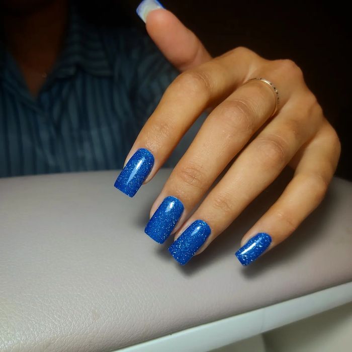 Маникюр комбинированный