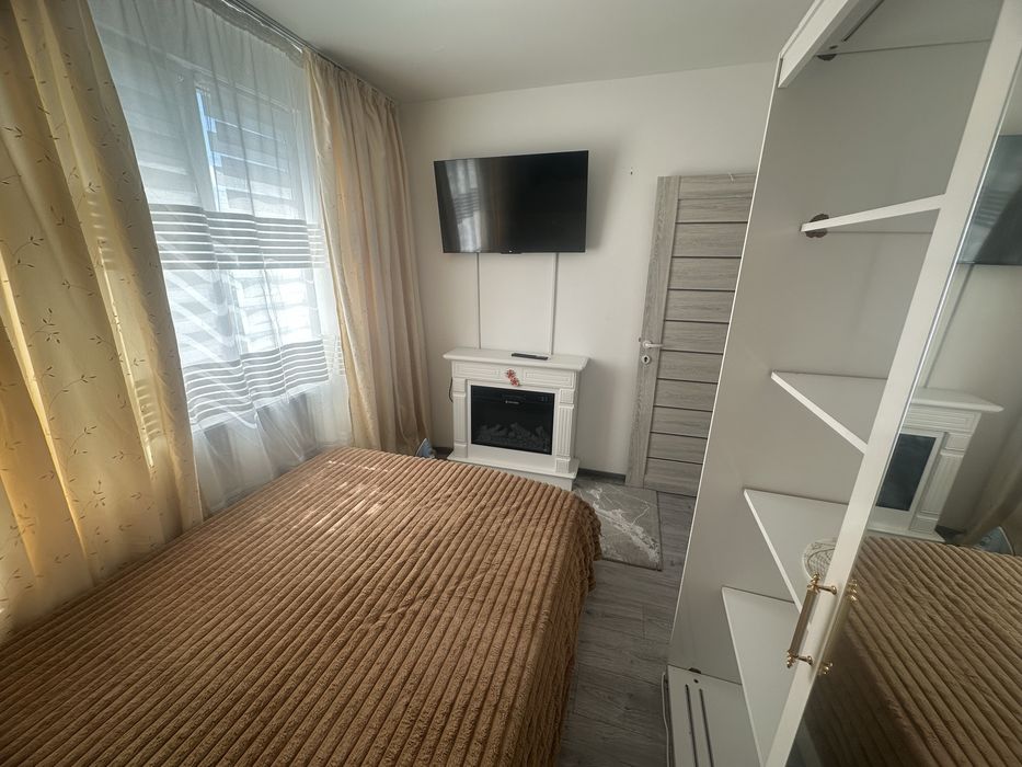 Proprietar vand apartament  micro 19