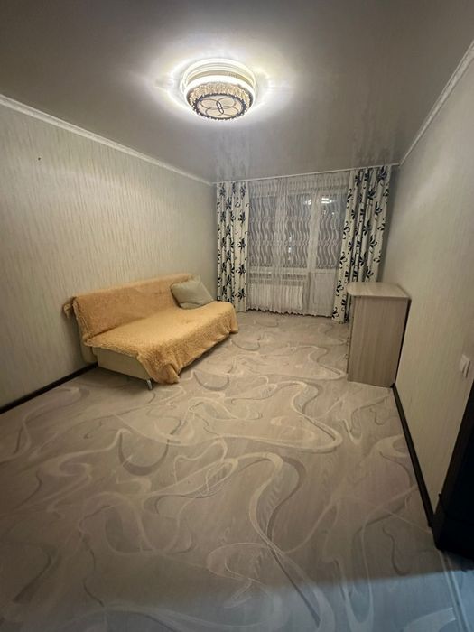 Продам 1 ком в 19 мкр