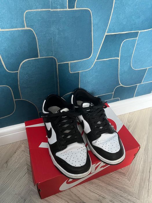 Vand snekaersi nike dunk panda