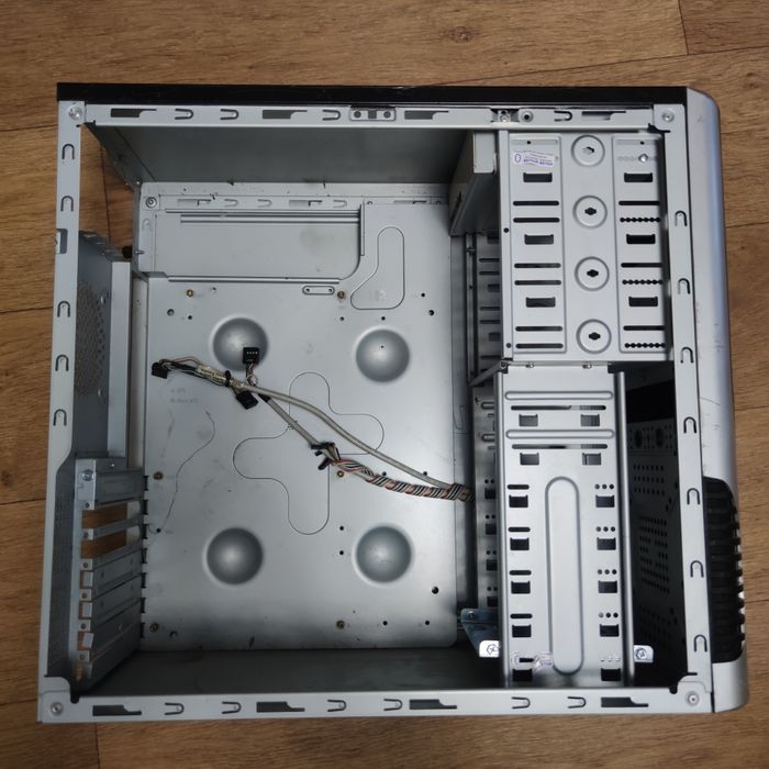 Корпус Huntkey для ПК