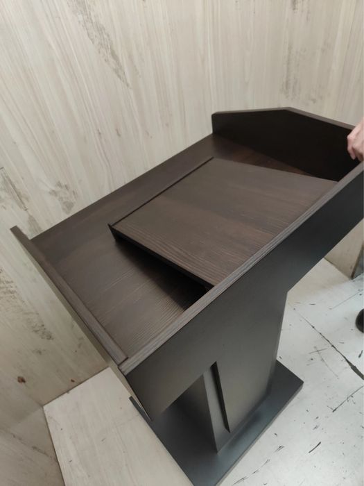 Трибуна , стенд оратора спич трибуна