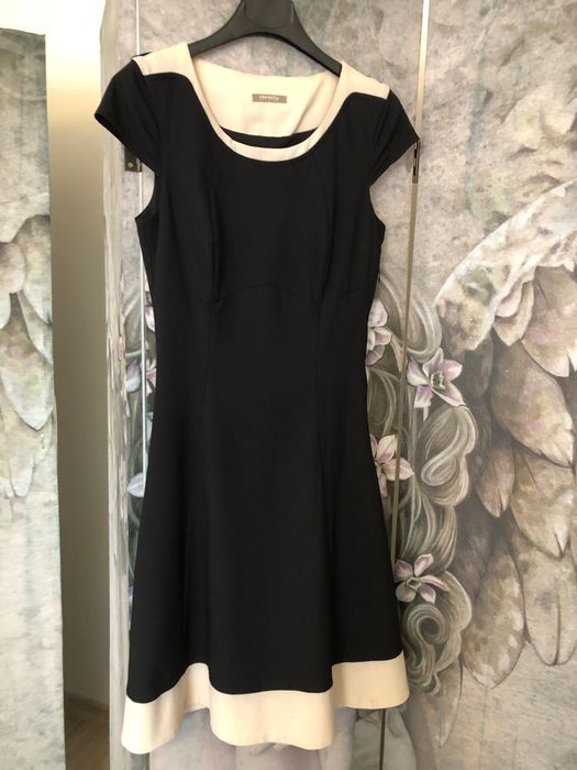 Елегантна дамска рокля на Orsay