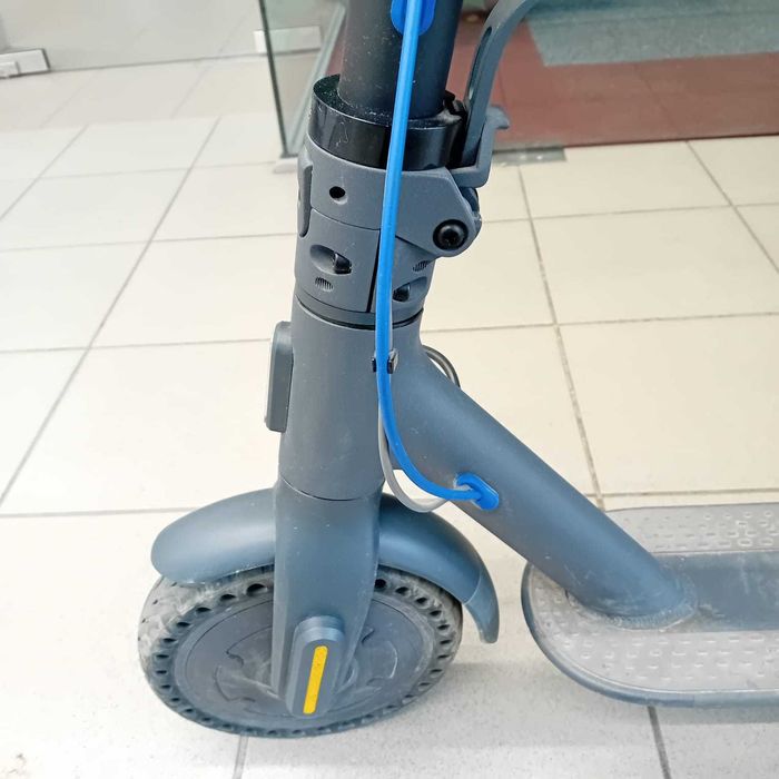 Trotineta  Xiaomi Mi Scooter 3 (ag49 Esplanada b.7959.2)Garantie 2 Ani