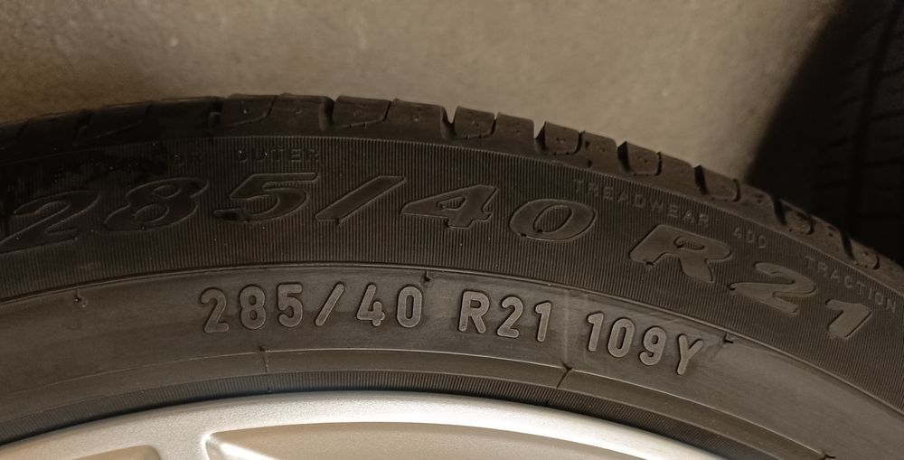 Оригинални джанти с гуми летни 21 цола за Audi Q7 SQ7 дот 2022г