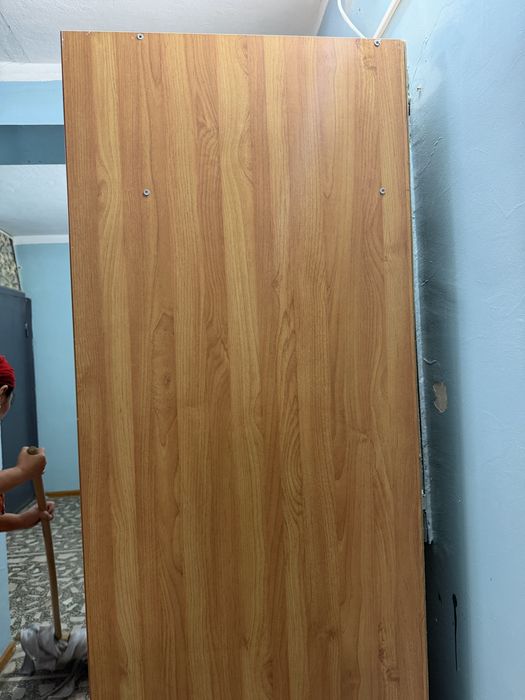 Продам Шкаф срочно