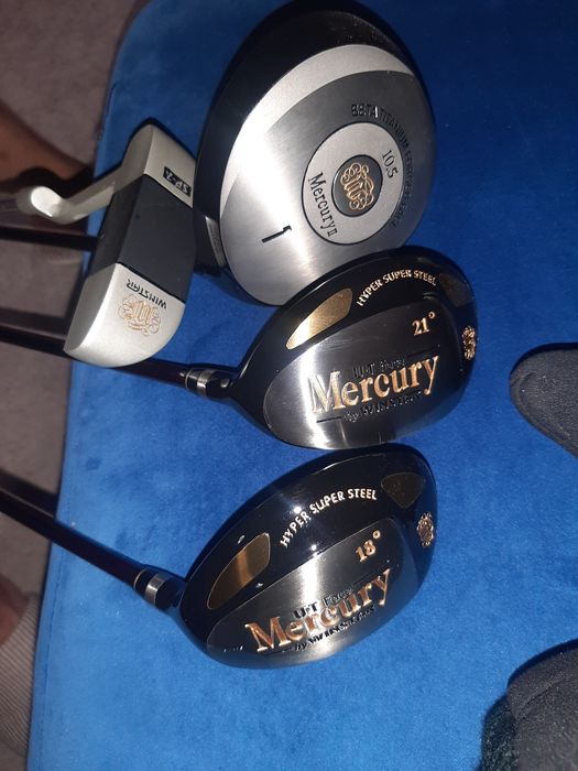 Продам гольф  клюшки