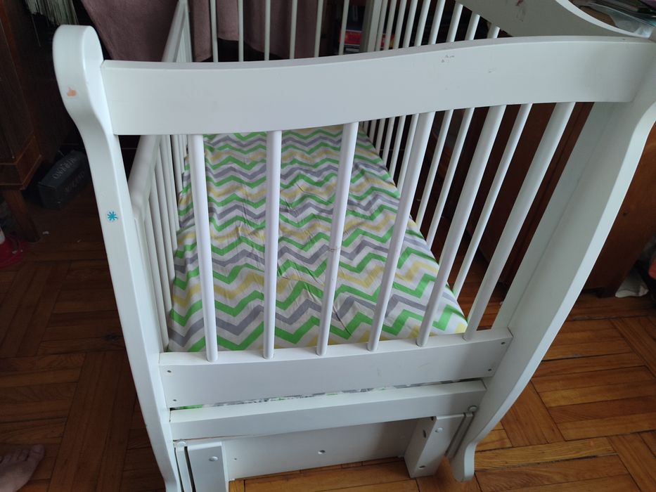 Отдам даром детскую кроватку