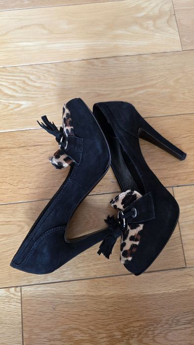 Кожени италиански обувки с ток и  кожа от пони с животински принт