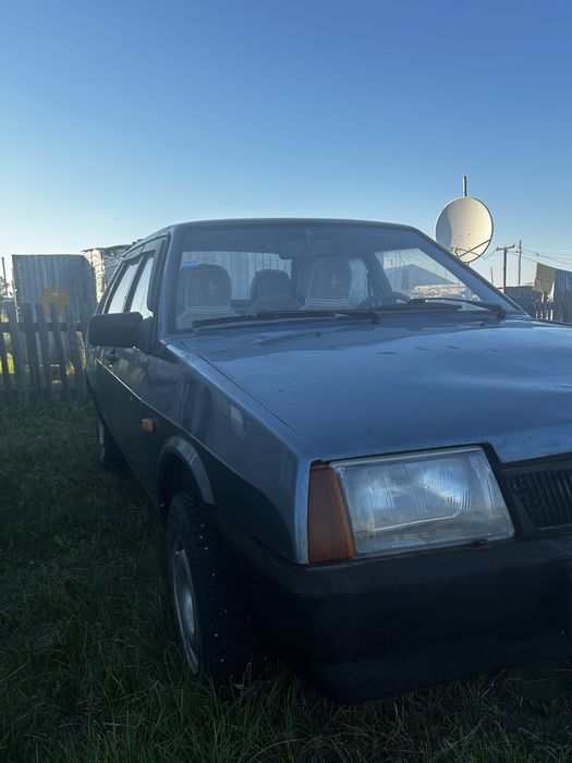 Продам машину ваз 99