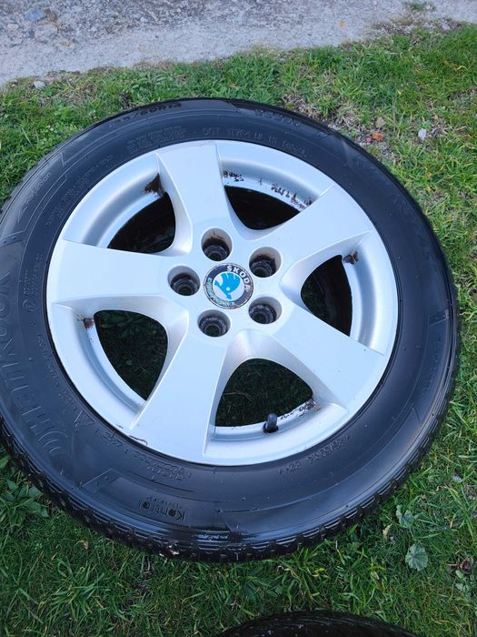 Лети джанти 14 цола за шкода фабия всесезонни гуми 185 60 14