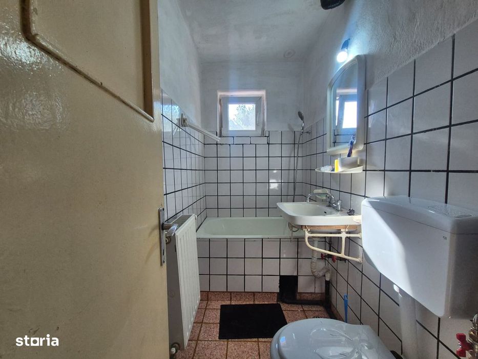De vânzare apartament 2 camere – zona 8 Mai, Târgu Jiu