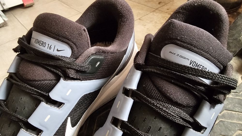 Nike Vomero 16 номер 47 мъжки маратонки