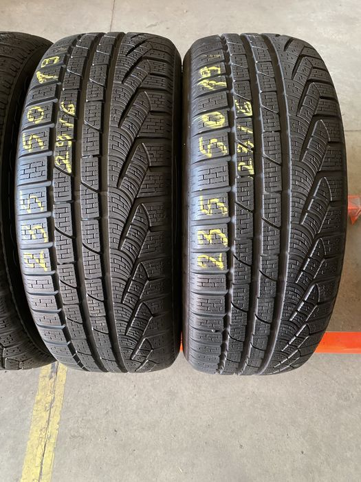 Anvelope iarna 235/50/19 Pirelli Sottozero 2 235 50 19 R19