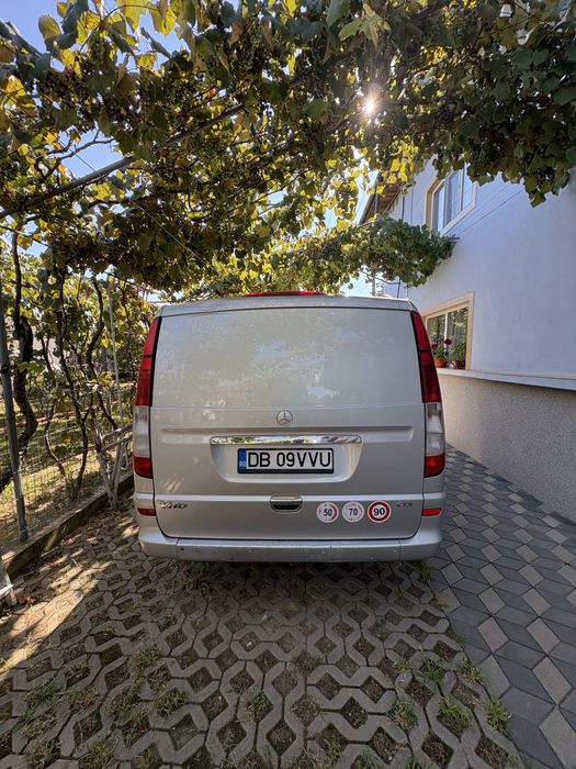 Mercedes-Benz Vito 2005 Mixt (5 Locuri + Marfă) 2.2 CDI