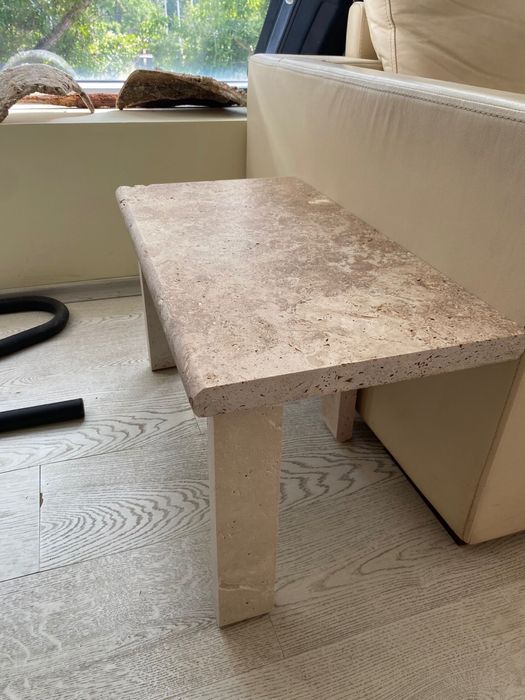 Помощна маса, холна маса от естествен камък - травертин