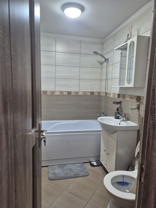 Vand / inchiriez apartament 2 camere CENTRU ,JISK
