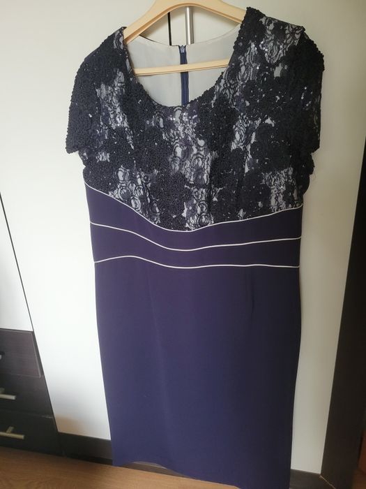 Costum dama mărime 48