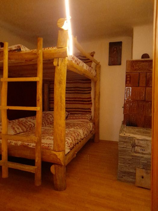 Inchiriez cabana la munte.