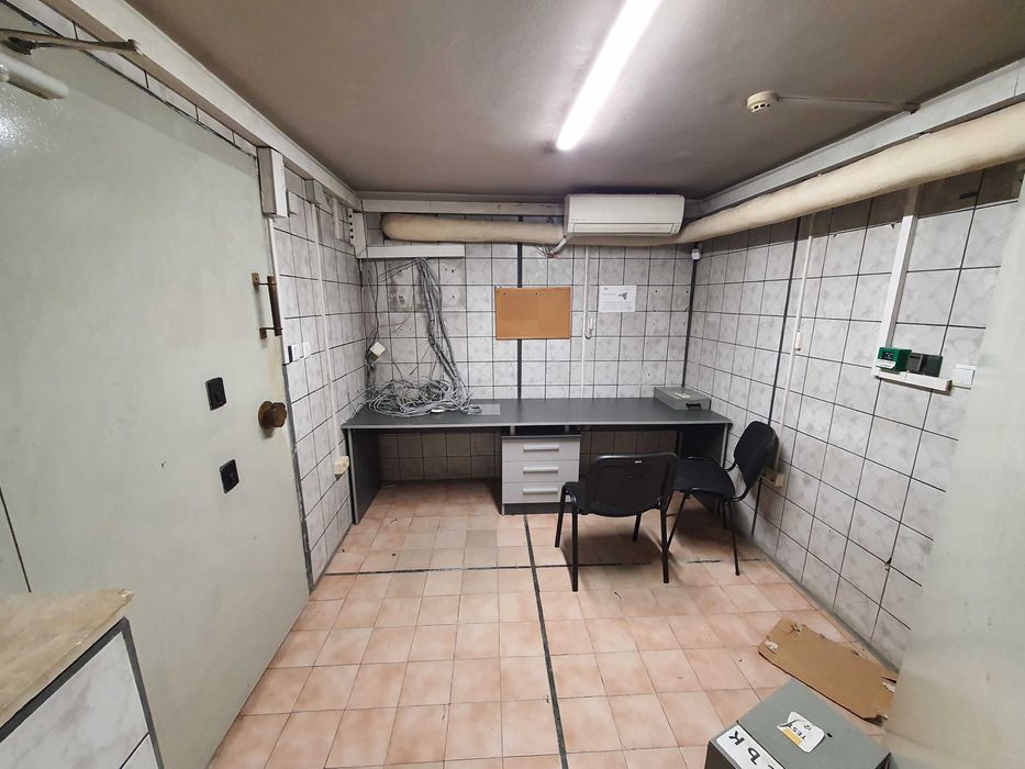 Дава се под наем Промишлена сграда в Севлиево - 60 кв.м за 1020 € - Снимка #10