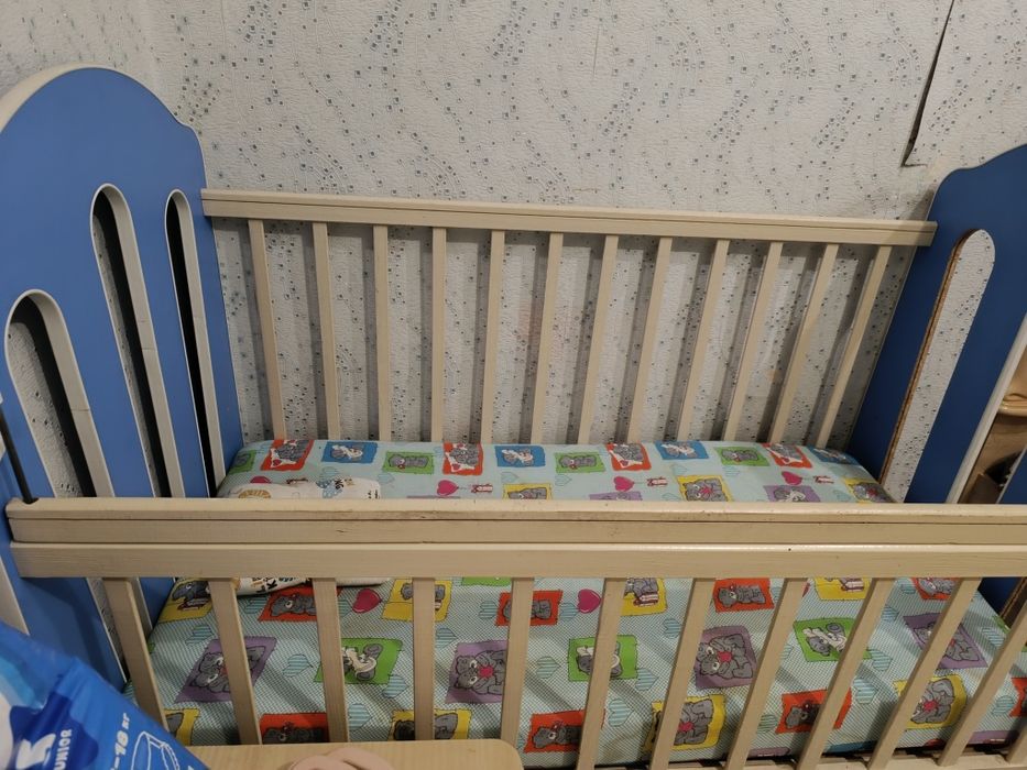 Продам детскую кровать